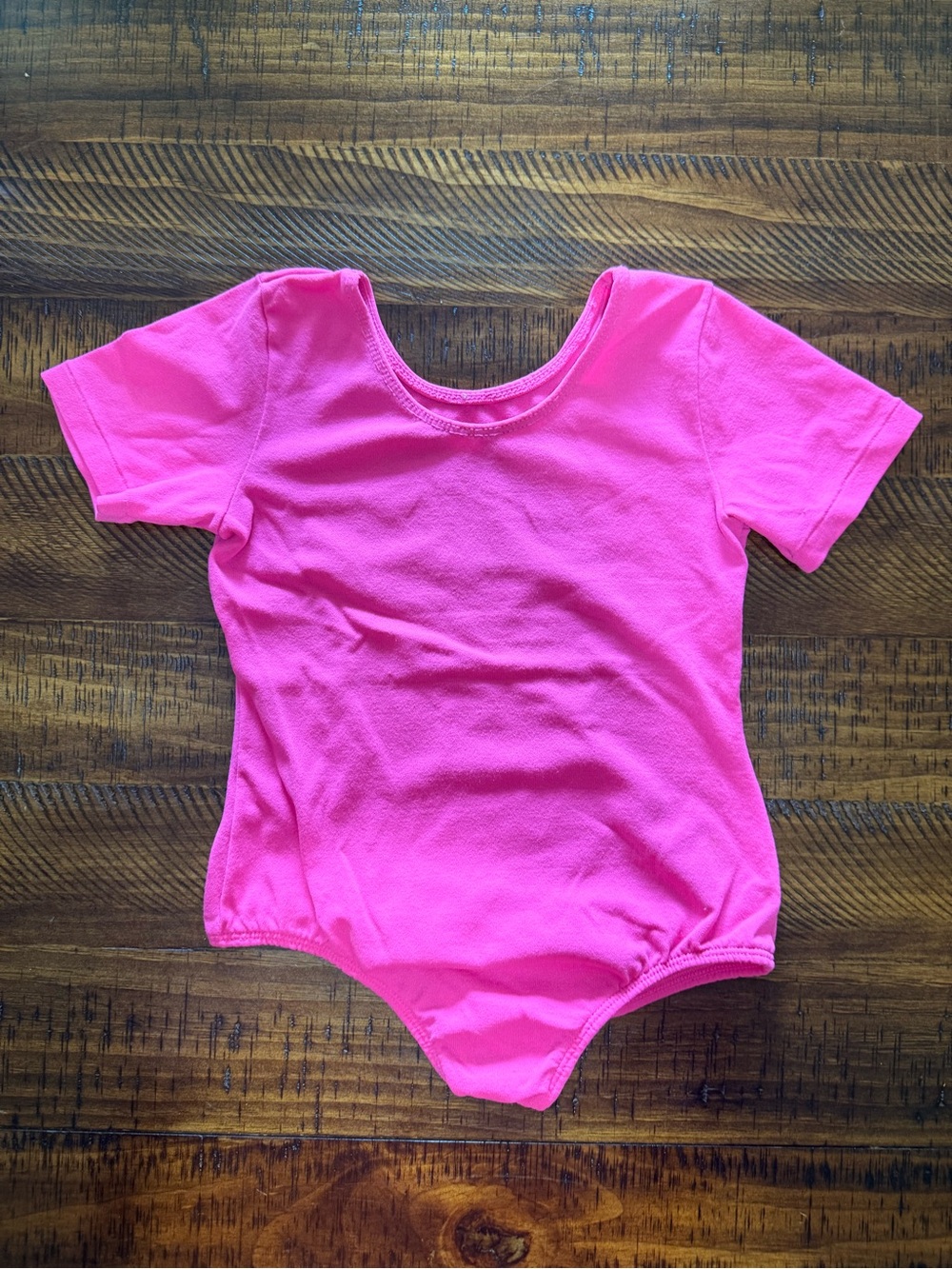 Child Medium Girls Short Sleeve Dance Leo in Bright Hot Pink